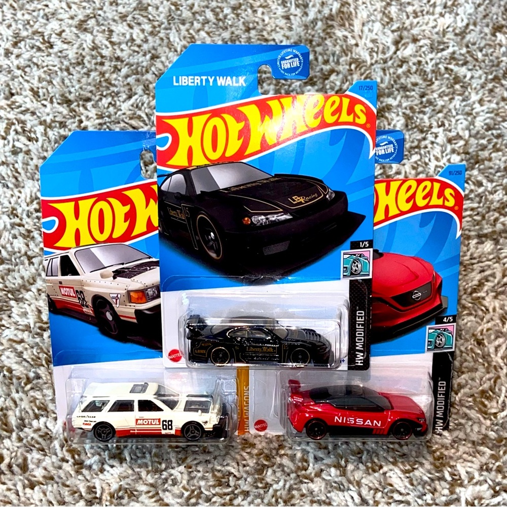 HOT WHEELS NISSAN LB Silvia S15 Maxima Drift Wagon & Leaf Nismo Lot Of 3ea
